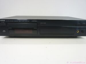 Yamaha CDX-890 CD player