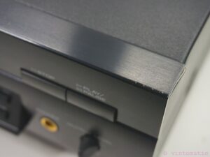 Yamaha CDX-890 CD player