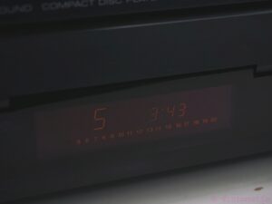 Yamaha CDX-890 CD player