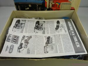 Giodi American Truck with Silos trailer. A die-cast metal model kit