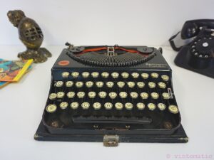 1925 classic Remington Portable Typewriter