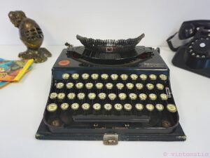 1925 classic Remington Portable Typewriter