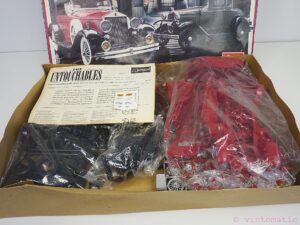 Vintage Monogram "The Untouchables" 1931 Rolls Royce & 1930 Ford Coupe Scale model kit