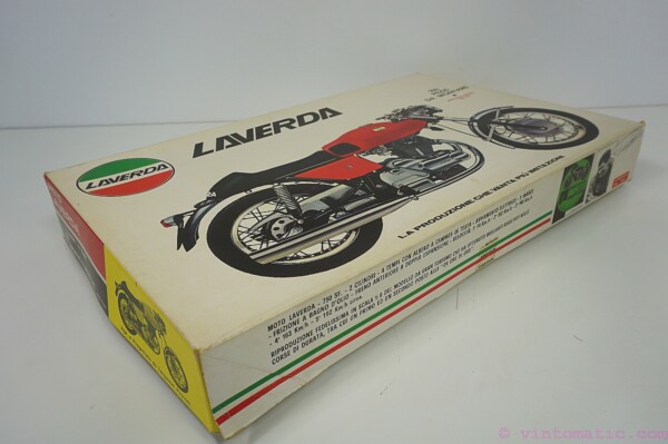 Protar LAVERDA 750 cc SF Motorcycle 1/9 Scale Model Kit