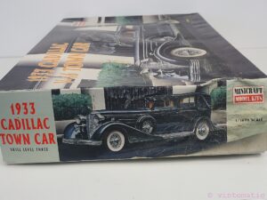 Minicraft 1933 Cadillac V-16 Town Car 1:16 Scale Model Kit