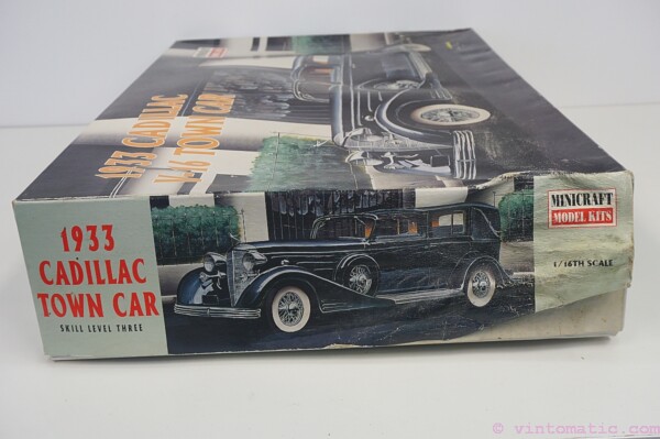 Minicraft 1933 Cadillac V-16 Town Car 1:16 Scale Model Kit
