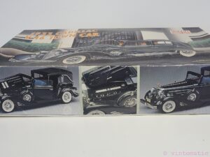 Minicraft 1933 Cadillac V-16 Town Car 1:16 Scale Model Kit