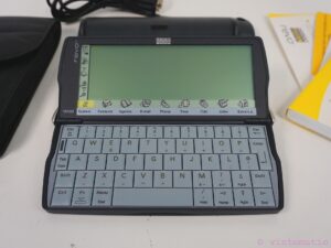 Psion Revo Plus 16 MB Palmtop PC