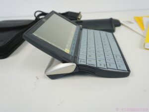 Psion Revo Plus 16 MB Palmtop PC