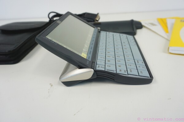 Psion Revo Plus 16 MB Palmtop PC