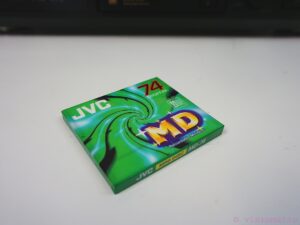 Sony MDS-JE330 Minidisc Deck MD Player Recorder and new Mini Disc