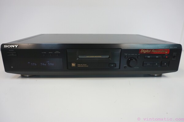 Sony MDS-JE330 Minidisc Deck MD Player Recorder and new Mini Disc