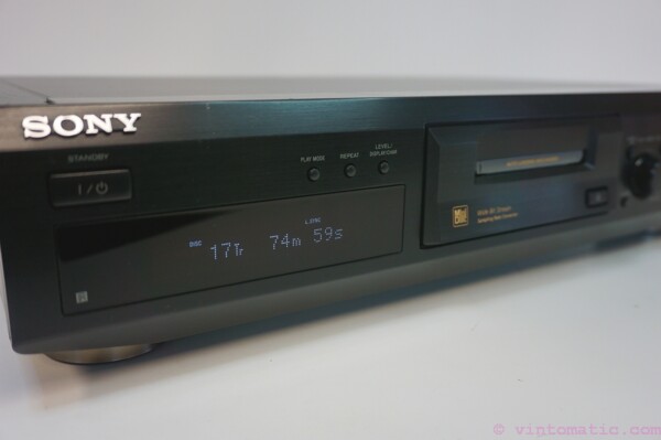 Sony MDS-JE330 Minidisc Deck MD Player Recorder and new Mini Disc