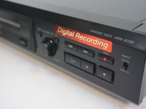 Sony MDS-JE330 Minidisc Deck MD Player Recorder and new Mini Disc