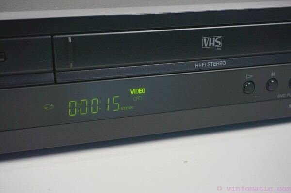 SONY SLV-D980P DVD-Player VHS Video Recorder Combo HiFi VCR Remote, New Cassette