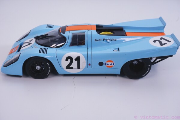 Pre-Owned 1:18 Autoart Porsche 917K Daytona 24HR “Le Mans” Edition Model Car #21