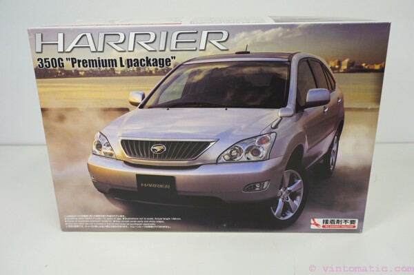 Aoshima Toyota Harrier 350G Premium L Package '06 1:24 Scale Model Kit