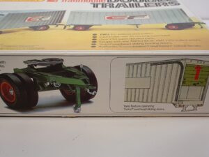 Vintage Matchbox AMT Trailmobile Double Trailers PK-8401 1/25 Scale Model Kit