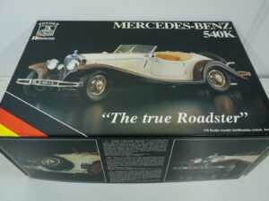 Pocher / Rivarossi Mercedes-Benz 540K 1:8 Scale Model Kit (K91)