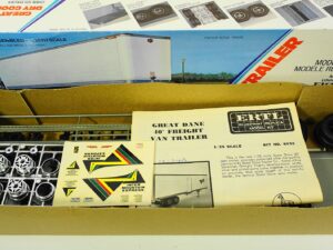 Ertl great dane 40 ft. reefer trailer model kit