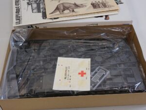 Vintage TAMIYA US Jeep 1/4 ton 4x4 Willys MB 1:35 Scale Model Kit