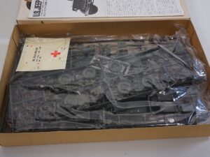 Vintage TAMIYA US Jeep 1/4 ton 4x4 Willys MB 1:35 Scale Model Kit