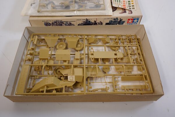 Vintage Tamiya Scout Car Daimler MK II MIB 1/35 Scale Model Kit - #MM118-250