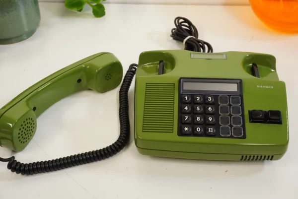 vintage Siemens Comfoset green business phone