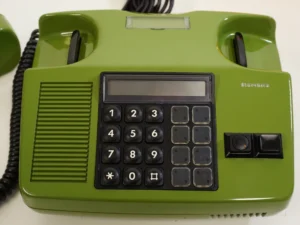 vintage Siemens Comfoset green business phone