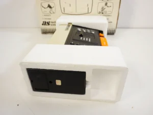 Vintage Retro Audio Sonic Home Video Game Console - Sports Games & Pong Fun!