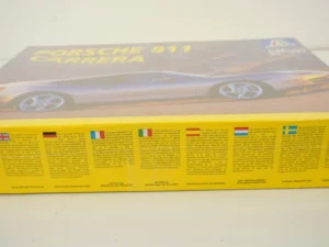 Italeri Porsche 911 Carrera 1:24 scale model kit
