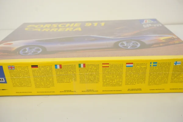 Italeri Porsche 911 Carrera 1:24 scale model kit
