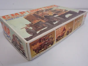 MAX C.M.P. Light Truck Military Vehicle 1:35 scale model kit