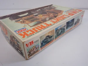 MAX C.M.P. Light Truck Military Vehicle 1:35 scale model kit