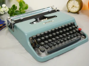 Vintage Olivetti Lettera 22 Typewriter - 1950s with Case, Cover & Manual