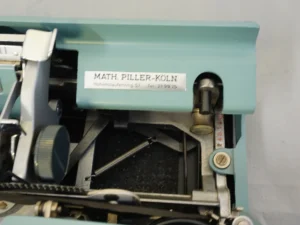 Vintage Olivetti Lettera 22 Typewriter - 1950s with Case, Cover & Manual