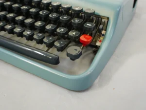 Vintage Olivetti Lettera 22 Typewriter - 1950s with Case, Cover & Manual