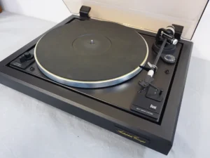 a DUAL CS 505-4 "Audiophile Concept" Vintage Classic Turntable