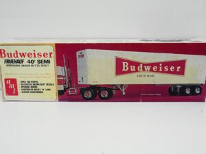 Vintage AMT Budweiser Fruehauf 40″ Semi Trailer 1/25 Model Kit – T552