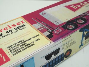 Vintage AMT Budweiser Fruehauf 40″ Semi Trailer 1/25 Model Kit – T552