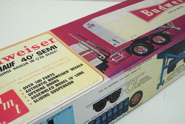 Vintage AMT Budweiser Fruehauf 40″ Semi Trailer 1/25 Model Kit – T552