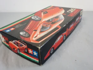 Tamiya Ferrari F40 1:24 scale model Kit Number: 24077-1500