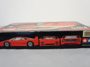 Tamiya Ferrari F40 1:24 scale model Kit Number: 24077-1500