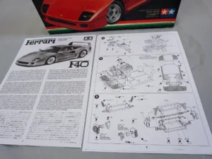 Tamiya Ferrari F40 1:24 scale model Kit Number: 24077-1500