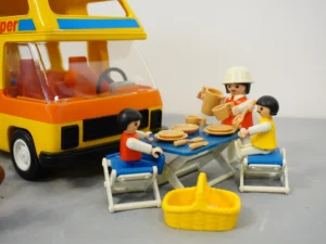 Vintage Playmobil 3148 Camper Van Set (1986) – Original Box & Manual Included!