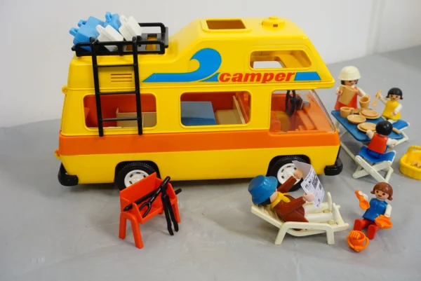 Vintage Playmobil 3148 Camper Van Set (1986) – Original Box & Manual Included!