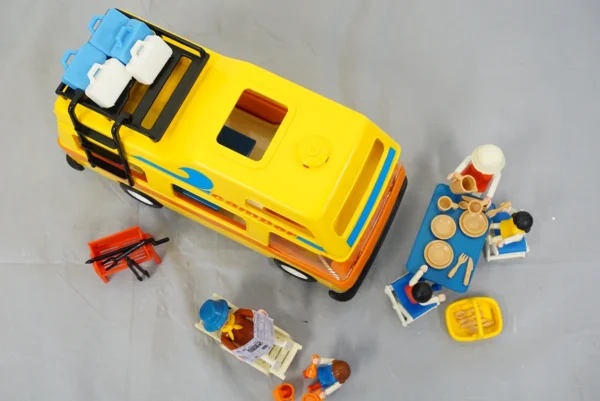 Vintage Playmobil 3148 Camper Van Set (1986) – Original Box & Manual Included!