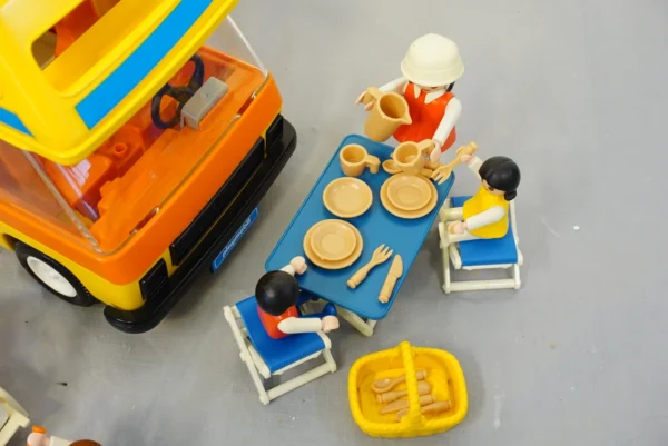 Vintage Playmobil 3148 Camper Van Set (1986) – Original Box & Manual Included!