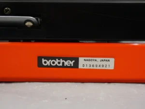 Vintage Brother Deluxe 220 Typewriter – QWERTY Layout – Excellent Condition
