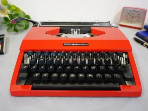 Vintage 1980s Sperry Remington IDOOL Typewriter – Classic Retro